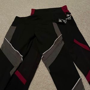 2 Brand new leggings